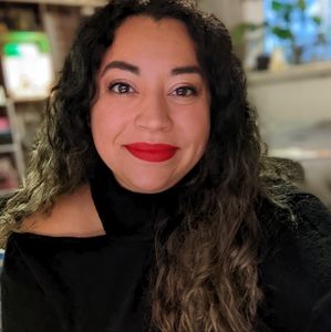 Meet your Posher, Iliana